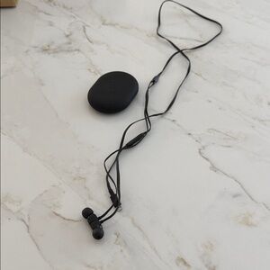 Beats by Dre Black Earbud Headphones